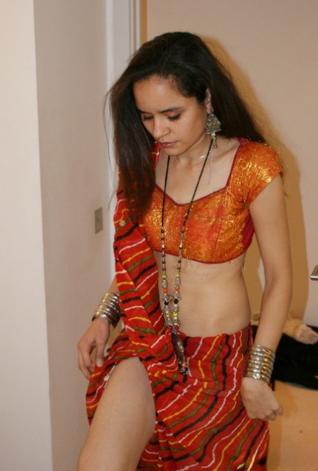 Jasmine Mathur nudes model pic
