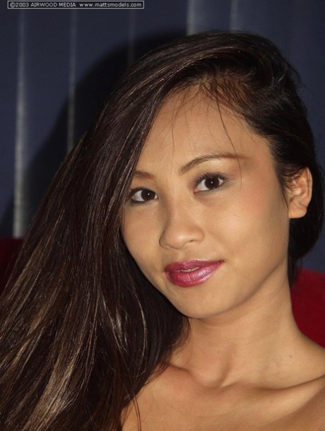 Lisa Lin sexy model gallery
