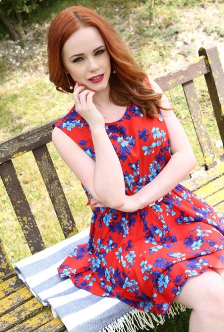 Ella Hughes porn star pictures