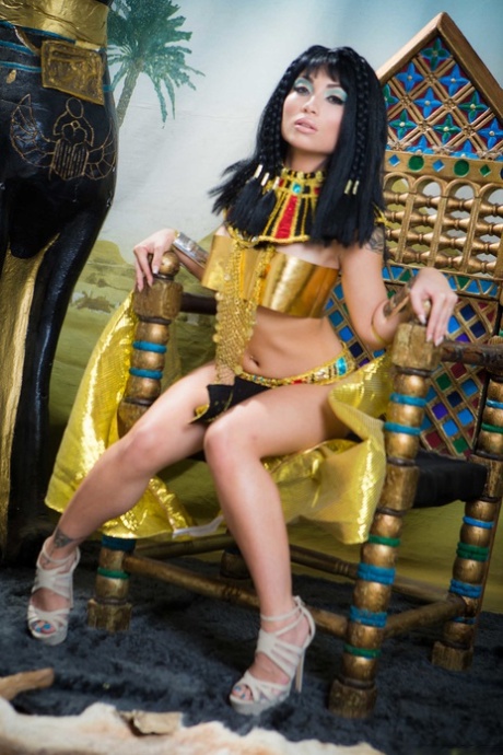 Cleopatra pornstar xxx image