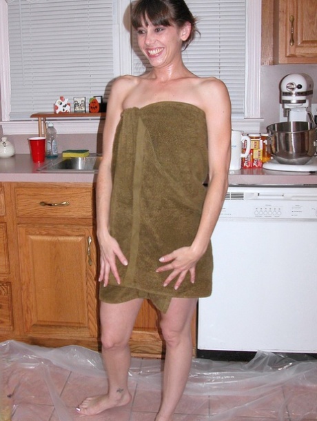 Samantha Charles nude actress photo
