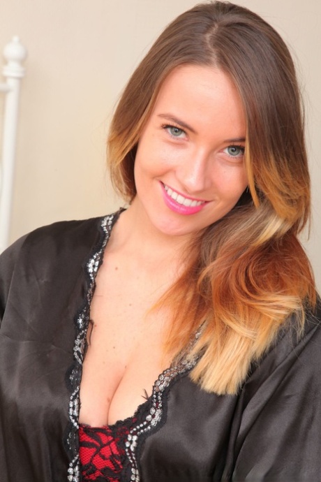 Sammie Pennington beautiful pornstar image