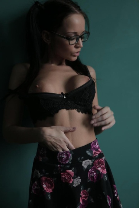 pornstar teen with huge boobs hot sex images